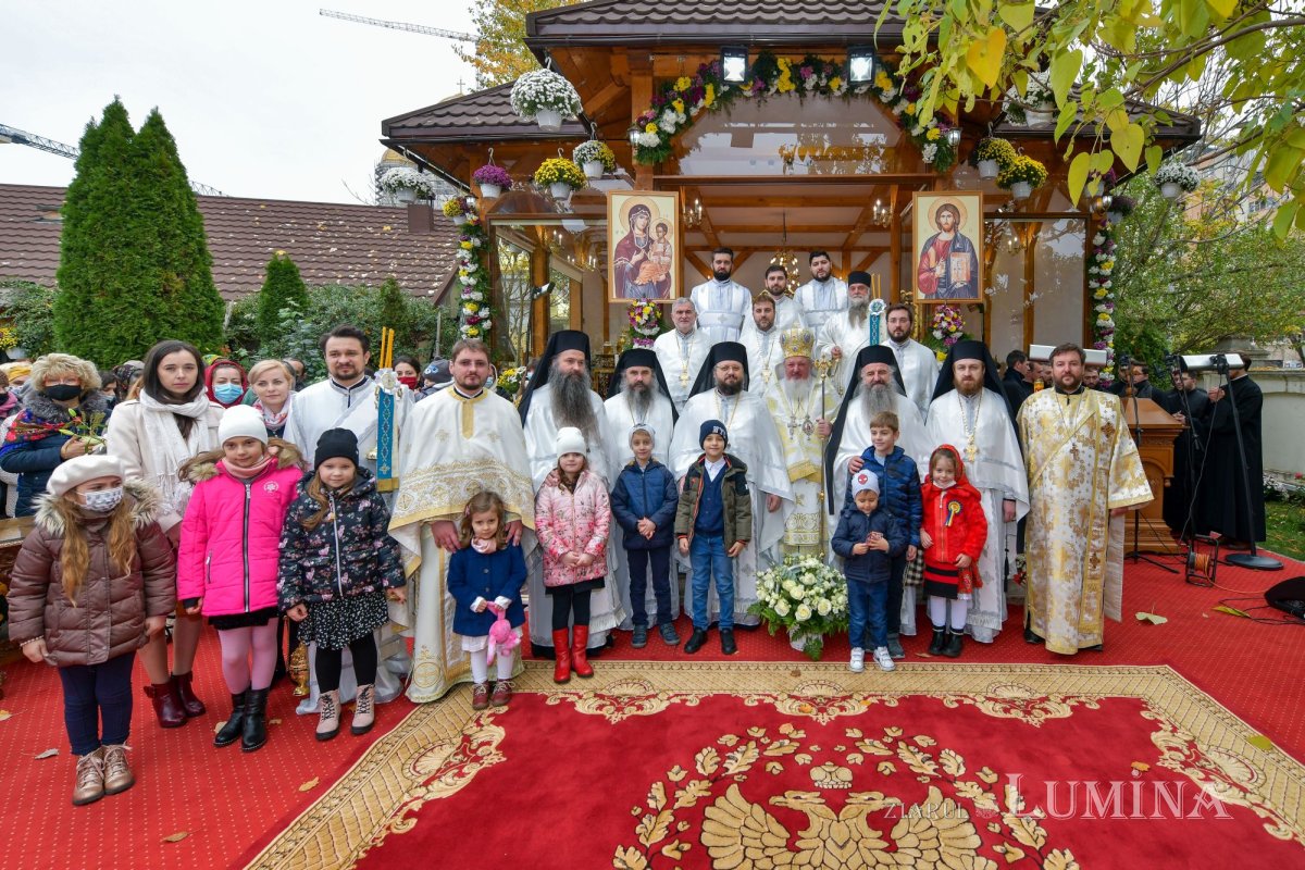 Un deceniu de slujire la Paraclisul Catedralei Mântuirii Neamului 192656