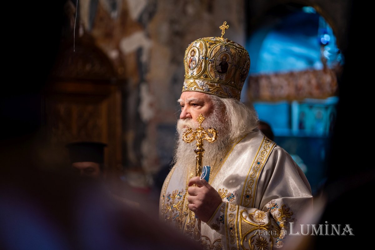 Slujire arhierească la Mănăstirea „Sfântul Ioan cel Nou” din Suceava 192672