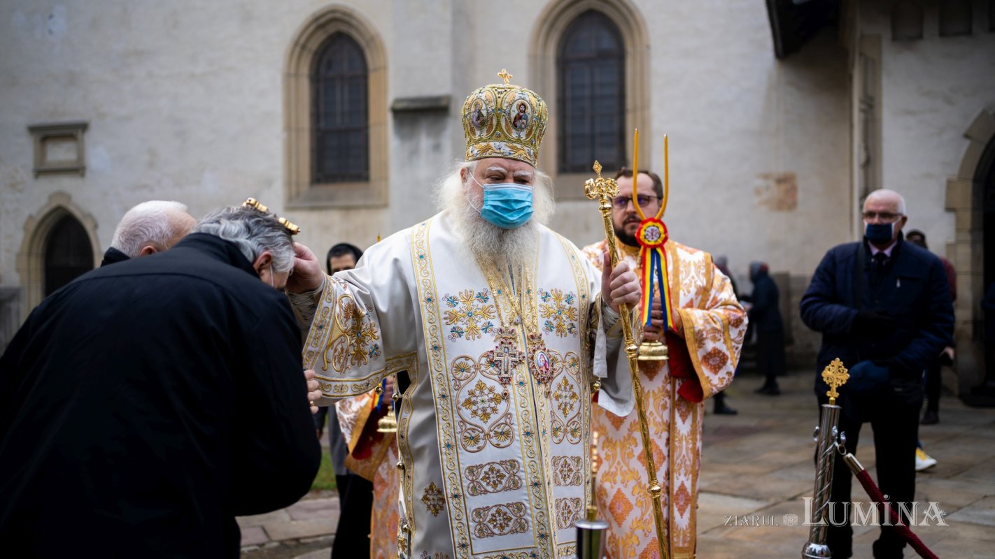 Slujire arhierească la Mănăstirea „Sfântul Ioan cel Nou” din Suceava 192675