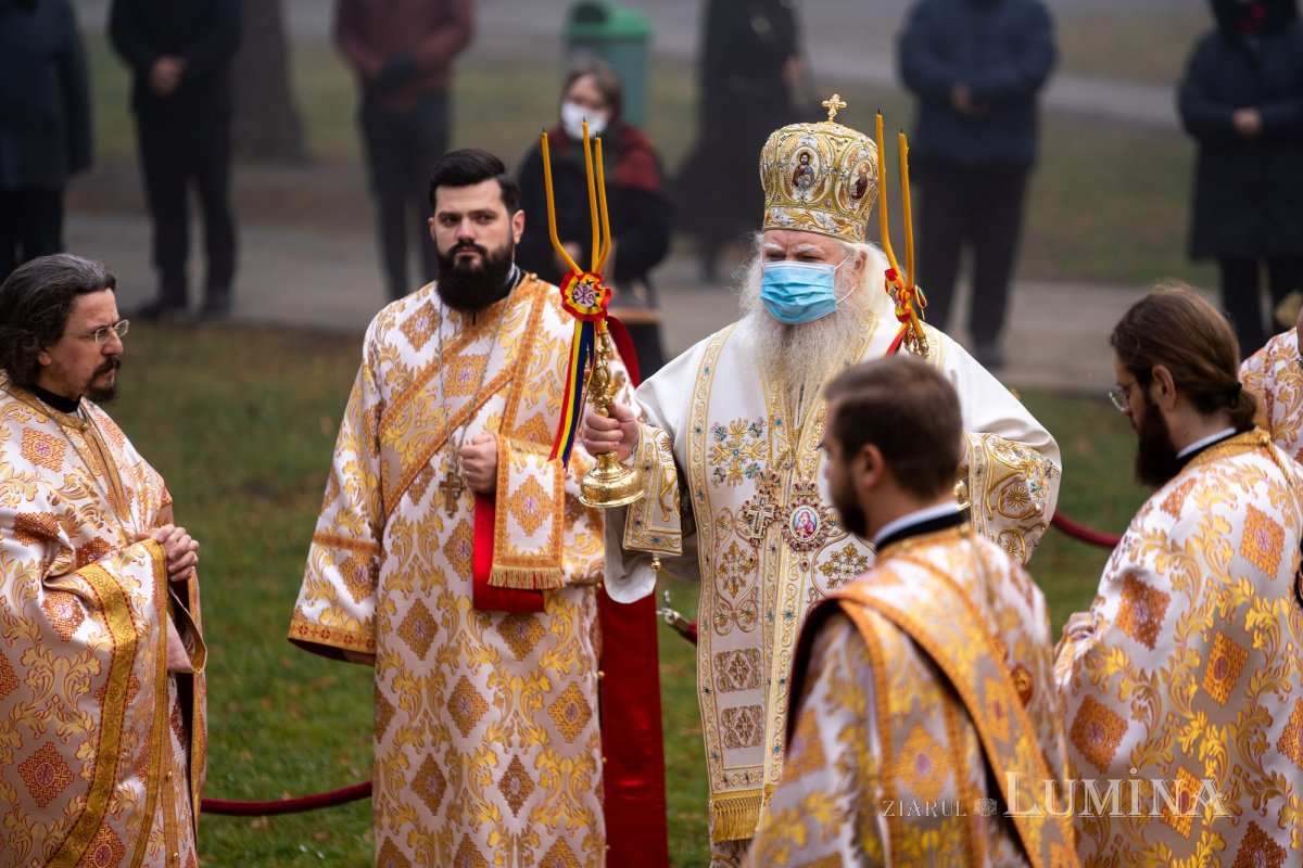 Slujire arhierească la Mănăstirea „Sfântul Ioan cel Nou” din Suceava 192680