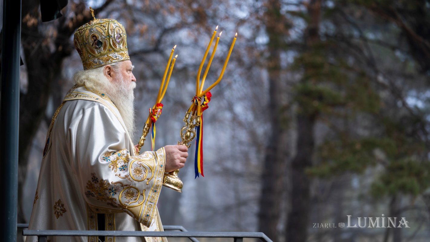 Slujire arhierească la Mănăstirea „Sfântul Ioan cel Nou” din Suceava 192683