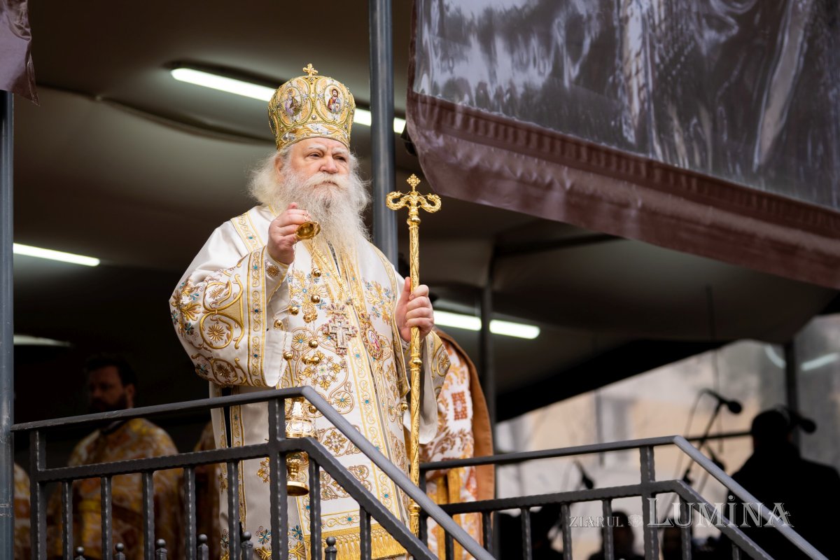 Slujire arhierească la Mănăstirea „Sfântul Ioan cel Nou” din Suceava 192690