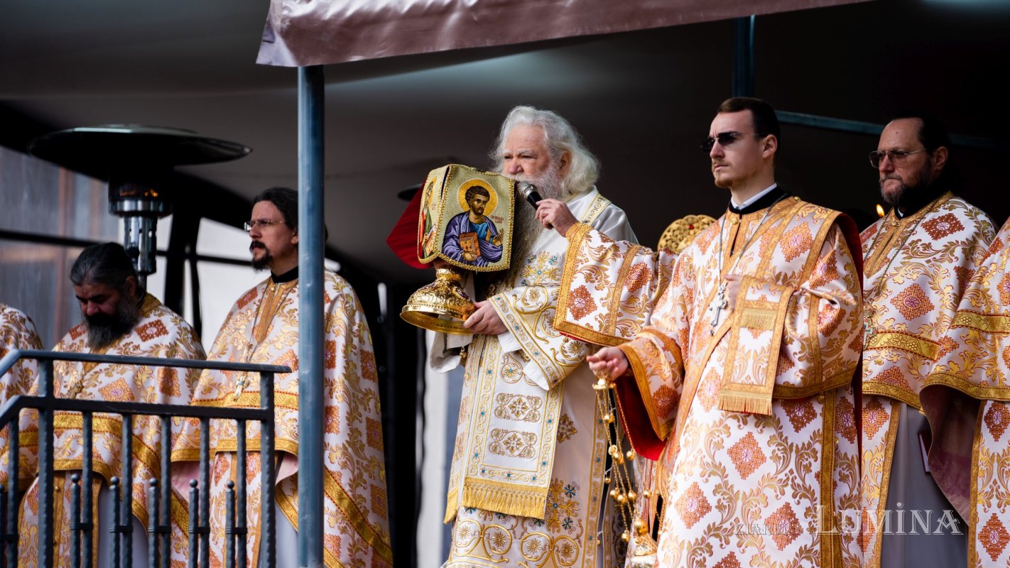 Slujire arhierească la Mănăstirea „Sfântul Ioan cel Nou” din Suceava 192693