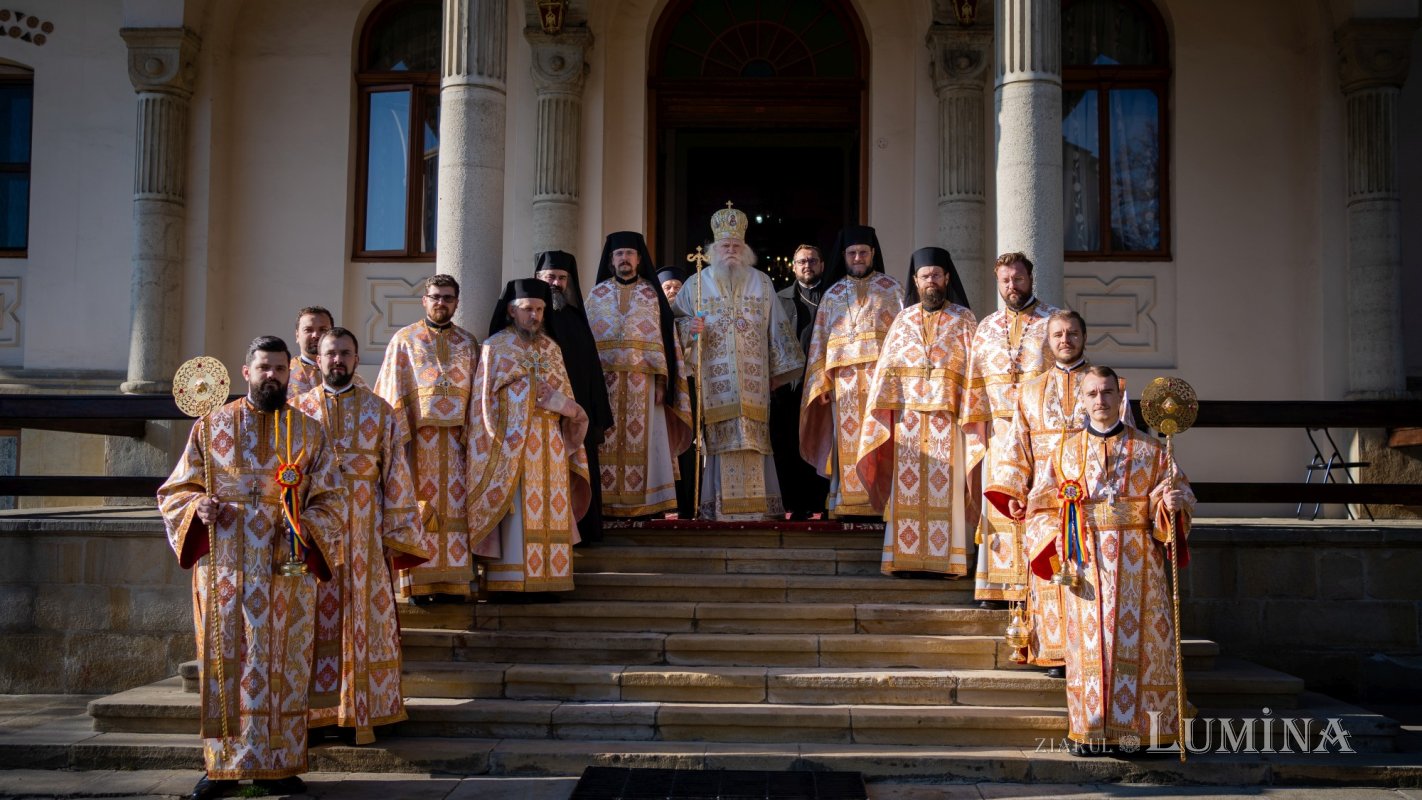 Slujire arhierească la Mănăstirea „Sfântul Ioan cel Nou” din Suceava 192699