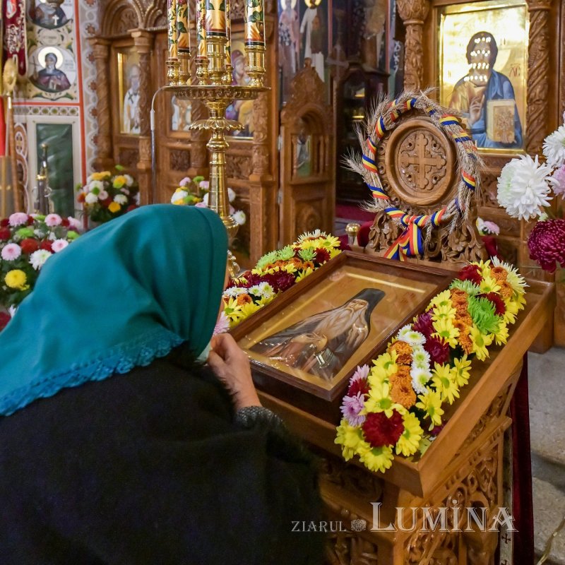 Sfântul Cuvios Paisie de la Neamţ cinstit în Capitală 192753