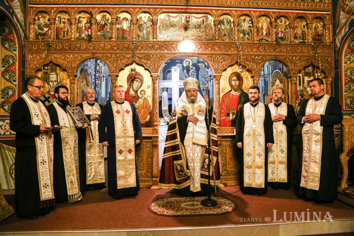 Credincioşii Parohiei Sibiu-Valea Aurie 2 şi-au primit noul paroh 192893