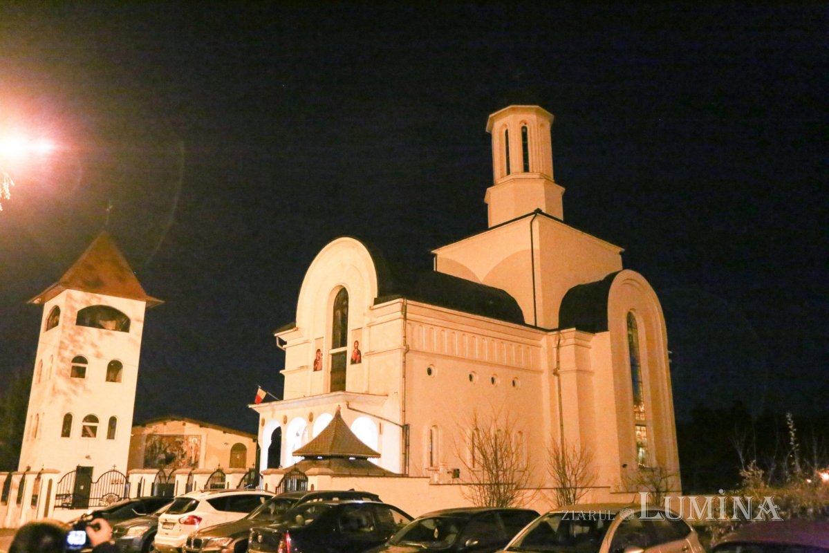 Credincioşii Parohiei Sibiu-Valea Aurie 2 şi-au primit noul paroh 192894