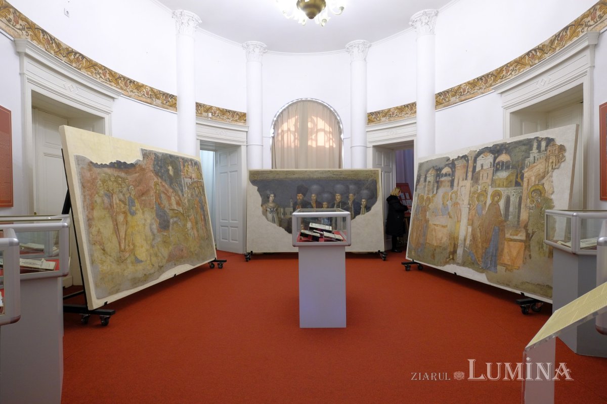 Carte veche, cinste cui te-a scris! 193046