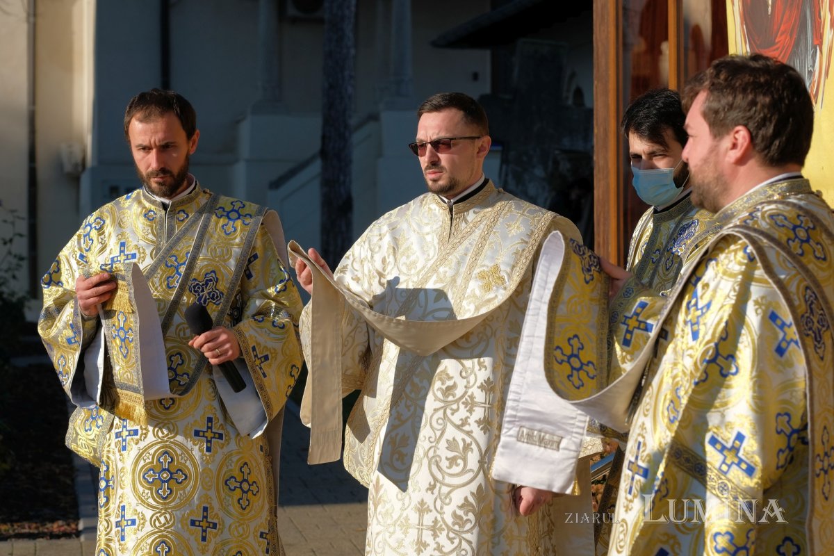 Hirotonie întru preot la Catedrala Patriarhală 193197