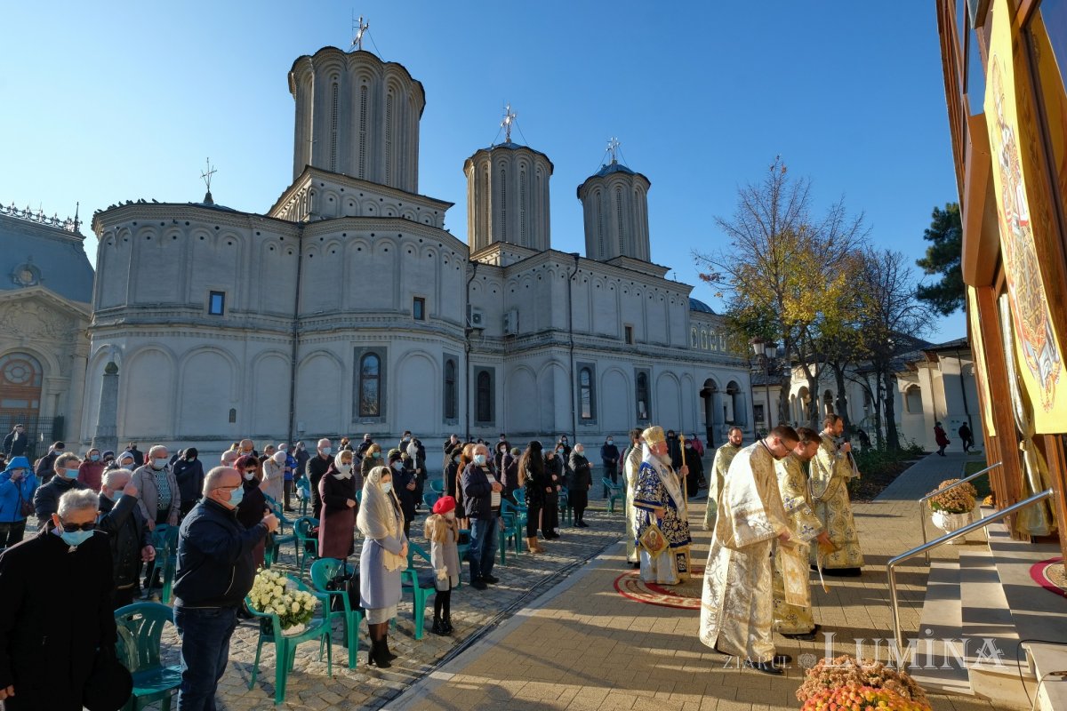 Hirotonie întru preot la Catedrala Patriarhală 193198