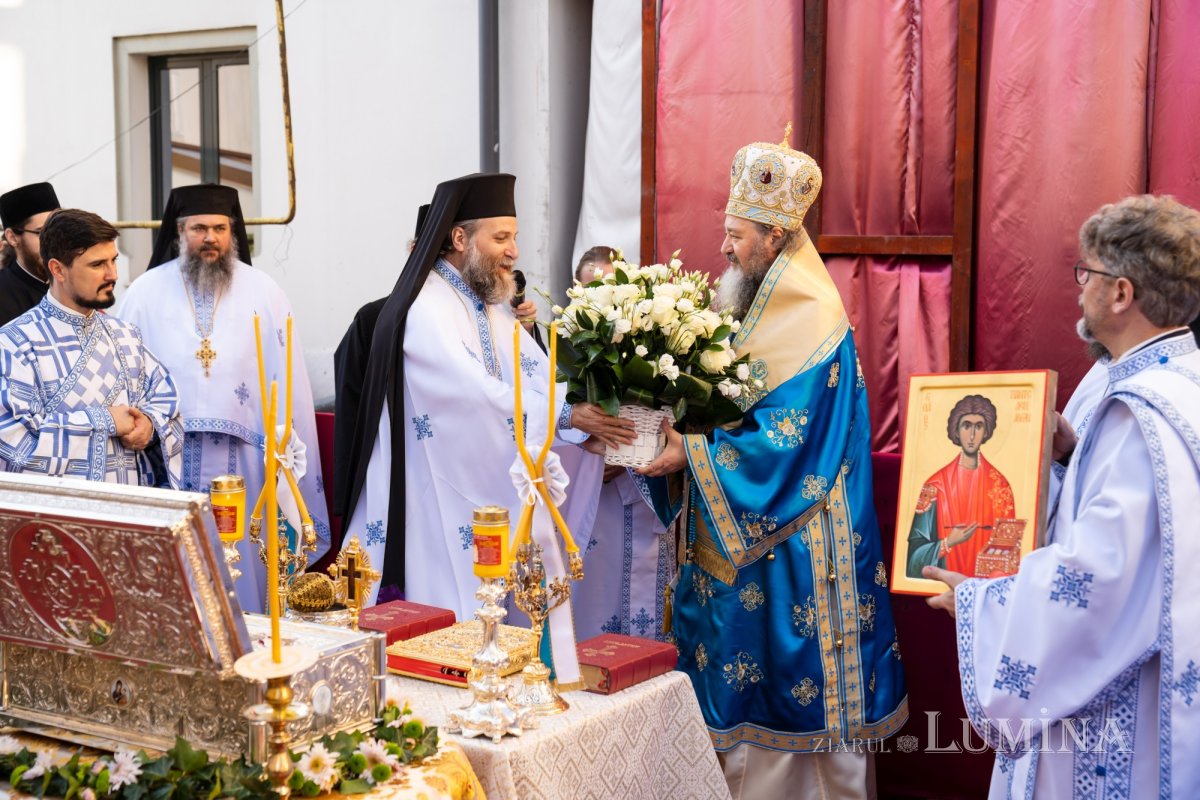 Zi de sărbătoare pentru Schitul Măgureanu din Capitală 193355