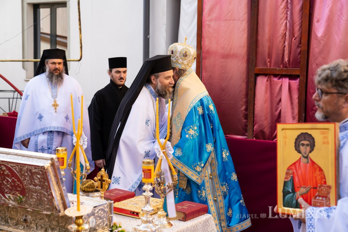 Zi de sărbătoare pentru Schitul Măgureanu din Capitală 193356