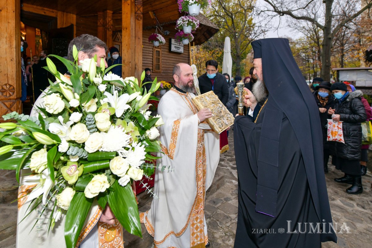 Sfântul Antonie de la Iezerul Vâlcii sărbătorit la biserica sa din Capitală 193542