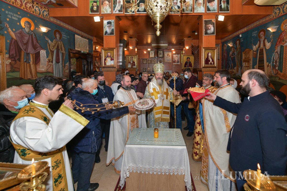 Sfântul Antonie de la Iezerul Vâlcii sărbătorit la biserica sa din Capitală 193563