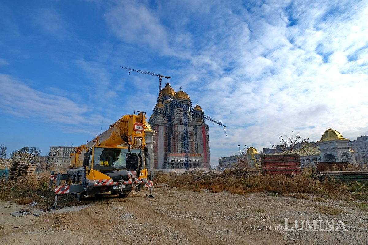 Şantierul Catedralei Naționale la trei ani de la sfințirea Altarului 193675