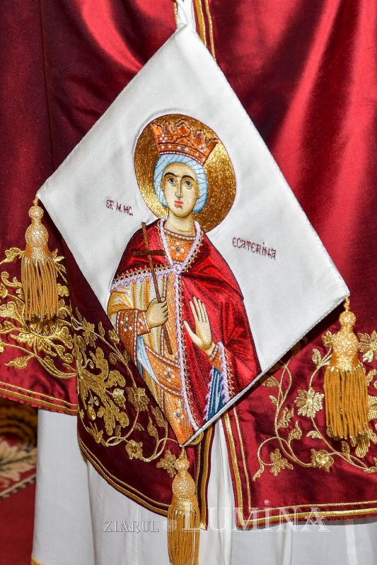 O nouă raclă pentru moaştele Sfintei Ecaterina la o parohie bucureşteană 193850