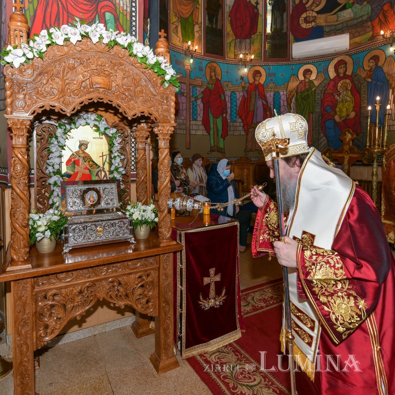 O nouă raclă pentru moaştele Sfintei Ecaterina la o parohie bucureşteană 193877