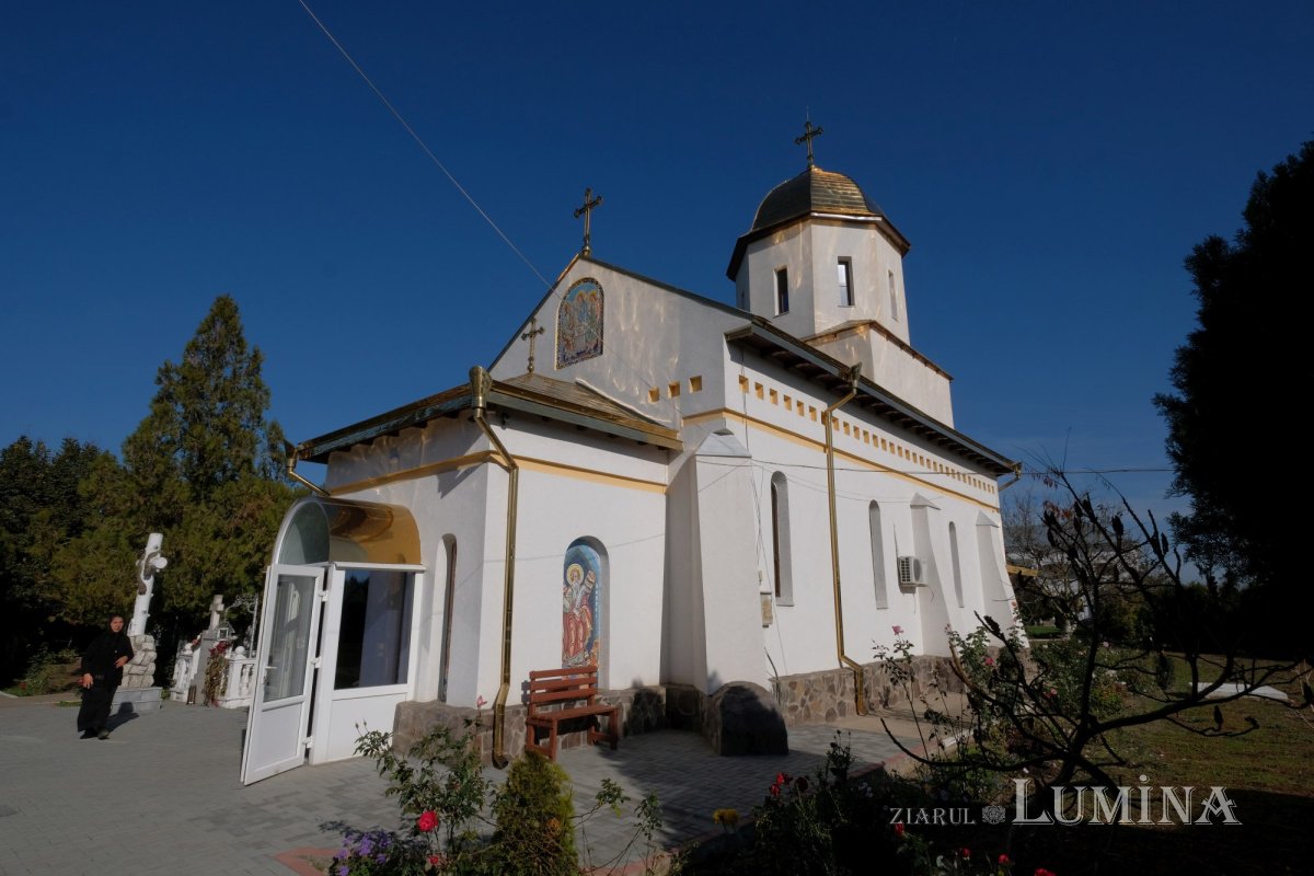 Libertatea, mănăstirea unde pustiul se preface în înviere 193998