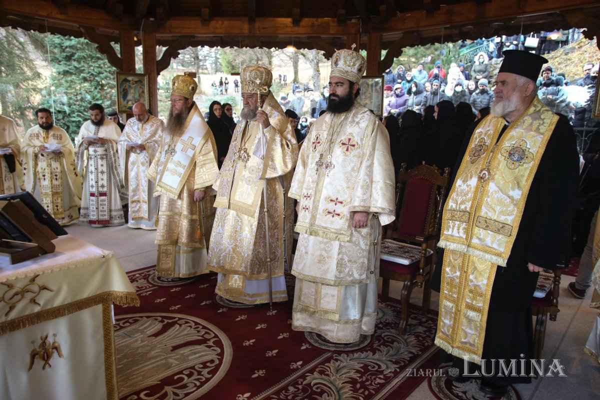 Părintele Arsenie Boca, pomenit la Mănăstirea Prislop 194174