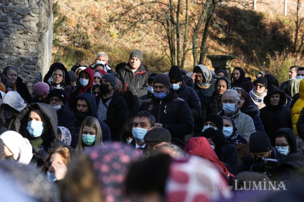 Părintele Arsenie Boca, pomenit la Mănăstirea Prislop 194186