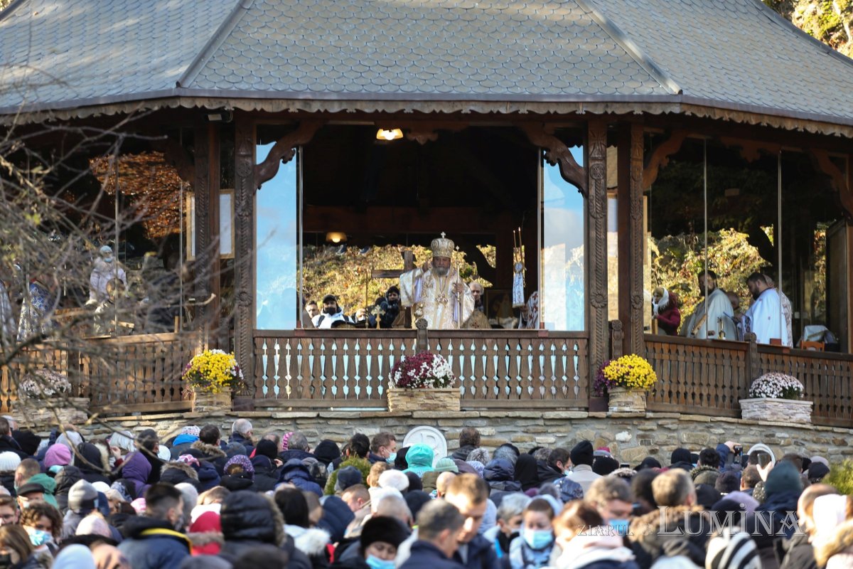 Părintele Arsenie Boca, pomenit la Mănăstirea Prislop 194188
