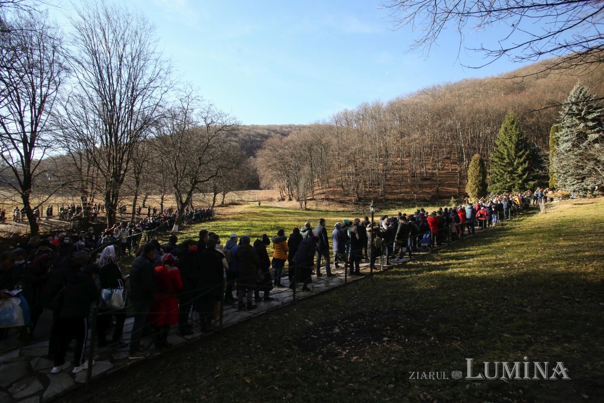 Părintele Arsenie Boca, pomenit la Mănăstirea Prislop 194197