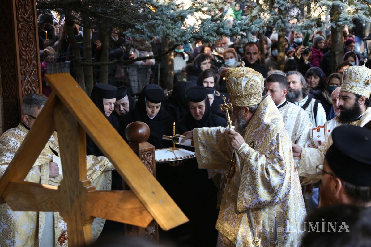 Părintele Arsenie Boca, pomenit la Mănăstirea Prislop 194214