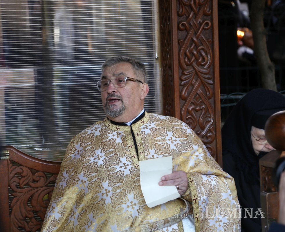 Părintele Arsenie Boca, pomenit la Mănăstirea Prislop 194215