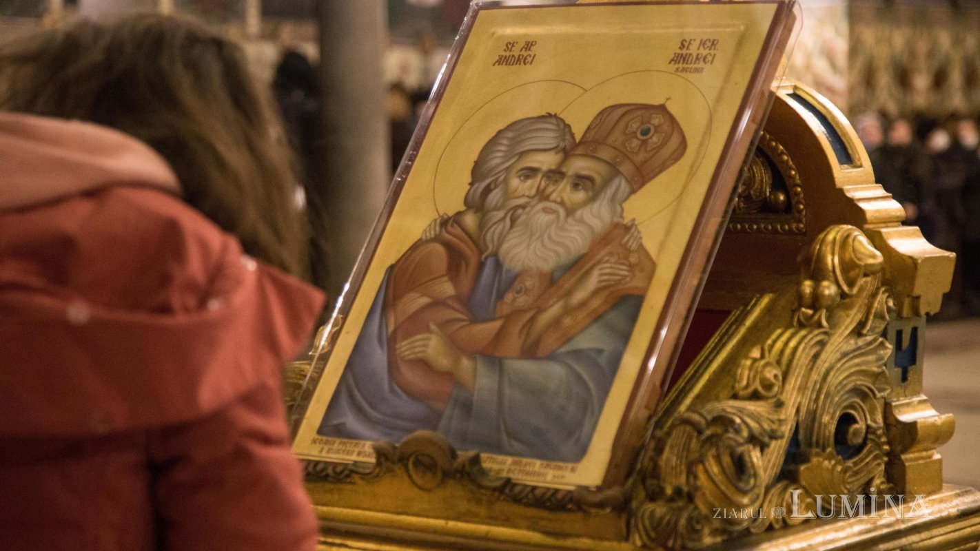Procesiune cu moaștele Sfântului Ierarh Andrei Şaguna la Catedrala mitropolitană din Sibiu 194392