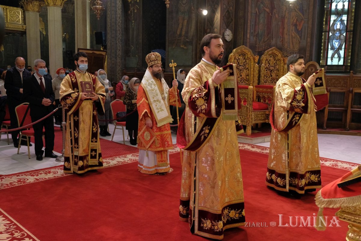 Episcopul Spaniei şi Portugaliei la Catedrala Patriarhală 194428