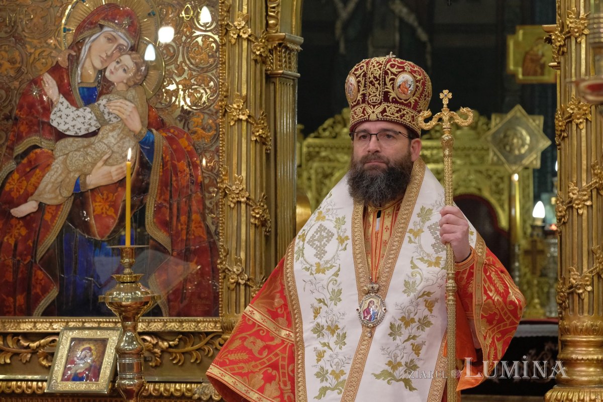 Episcopul Spaniei şi Portugaliei la Catedrala Patriarhală 194435