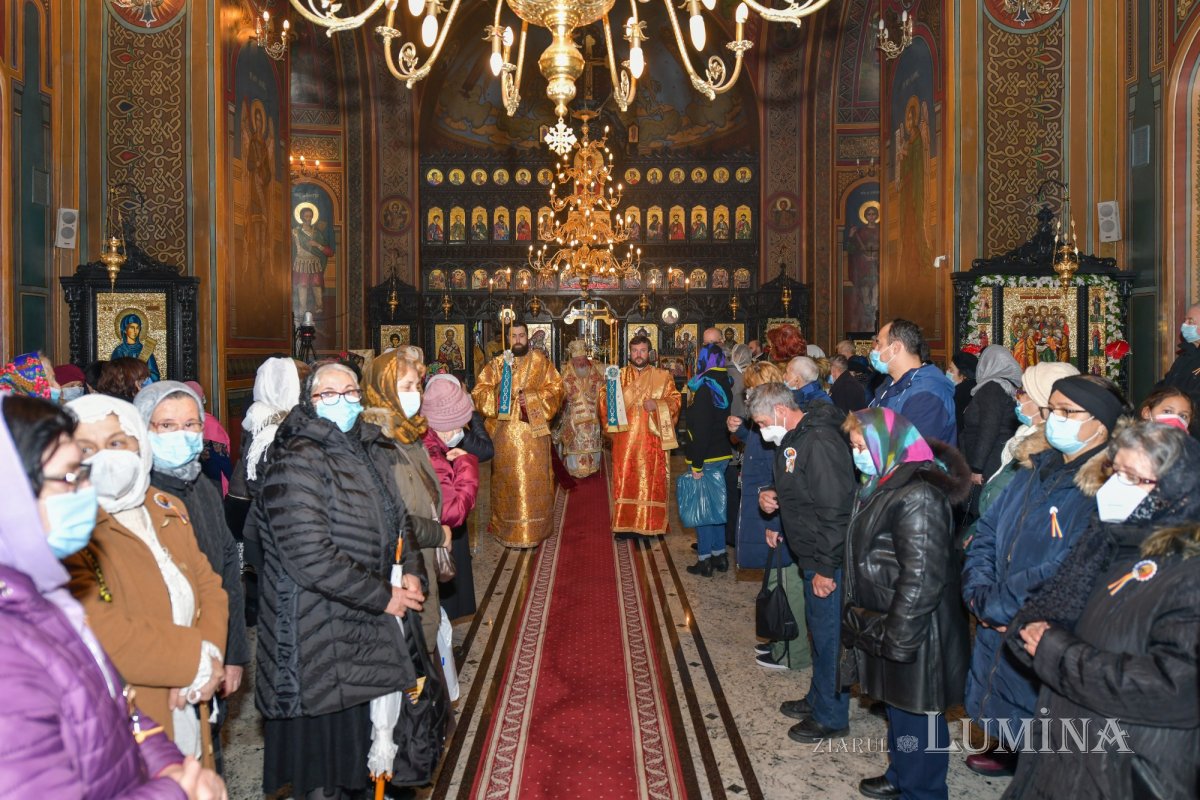 Înnoirea și sfințirea Bisericii „Sfântul Apostol Andrei”-Chitila 194685