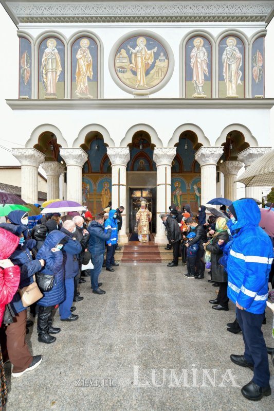 Înnoirea și sfințirea Bisericii „Sfântul Apostol Andrei”-Chitila 194686