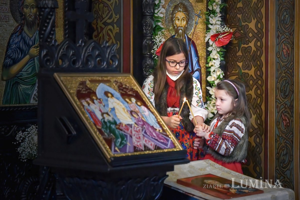 Înnoirea și sfințirea Bisericii „Sfântul Apostol Andrei”-Chitila 194690