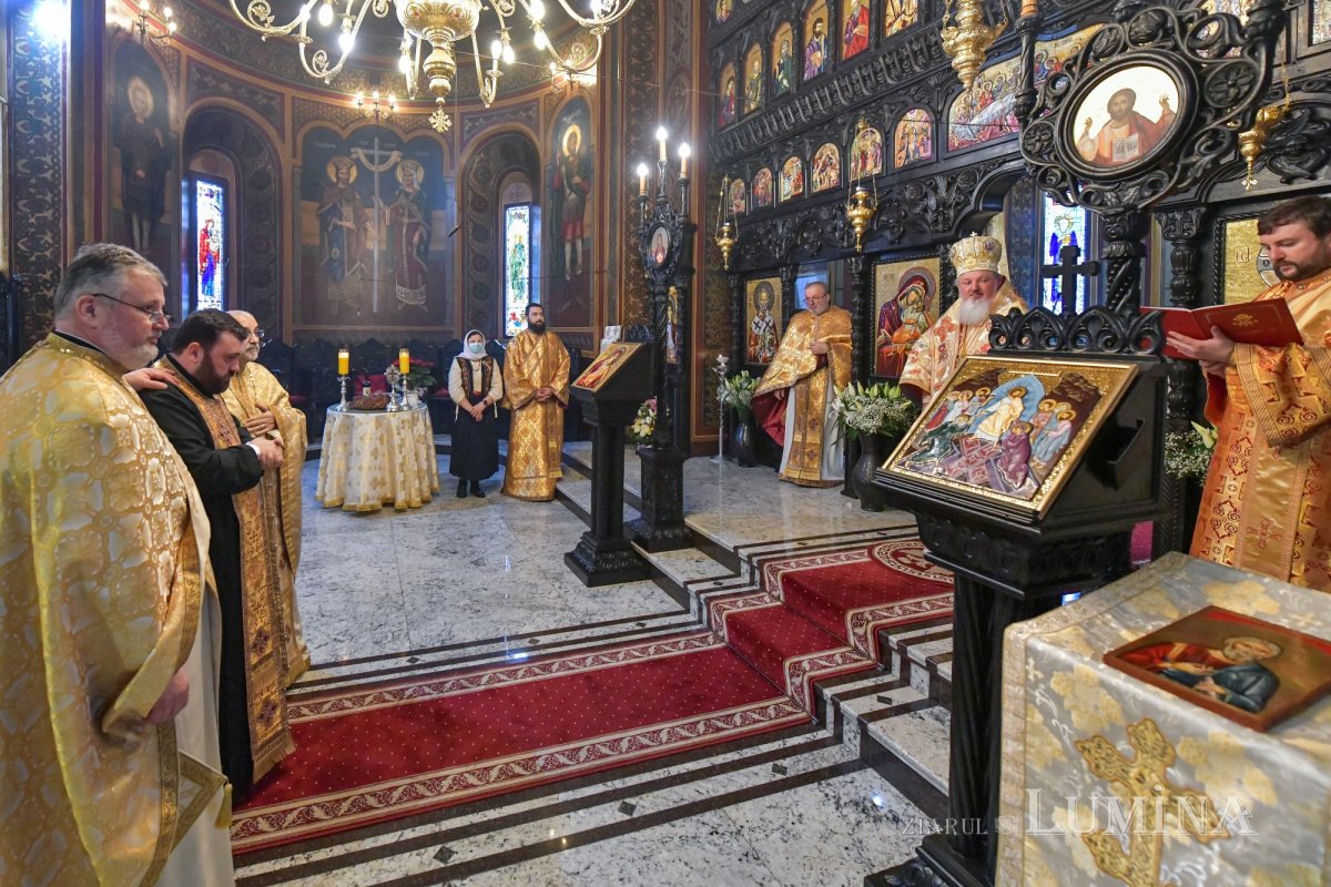 Înnoirea și sfințirea Bisericii „Sfântul Apostol Andrei”-Chitila 194696