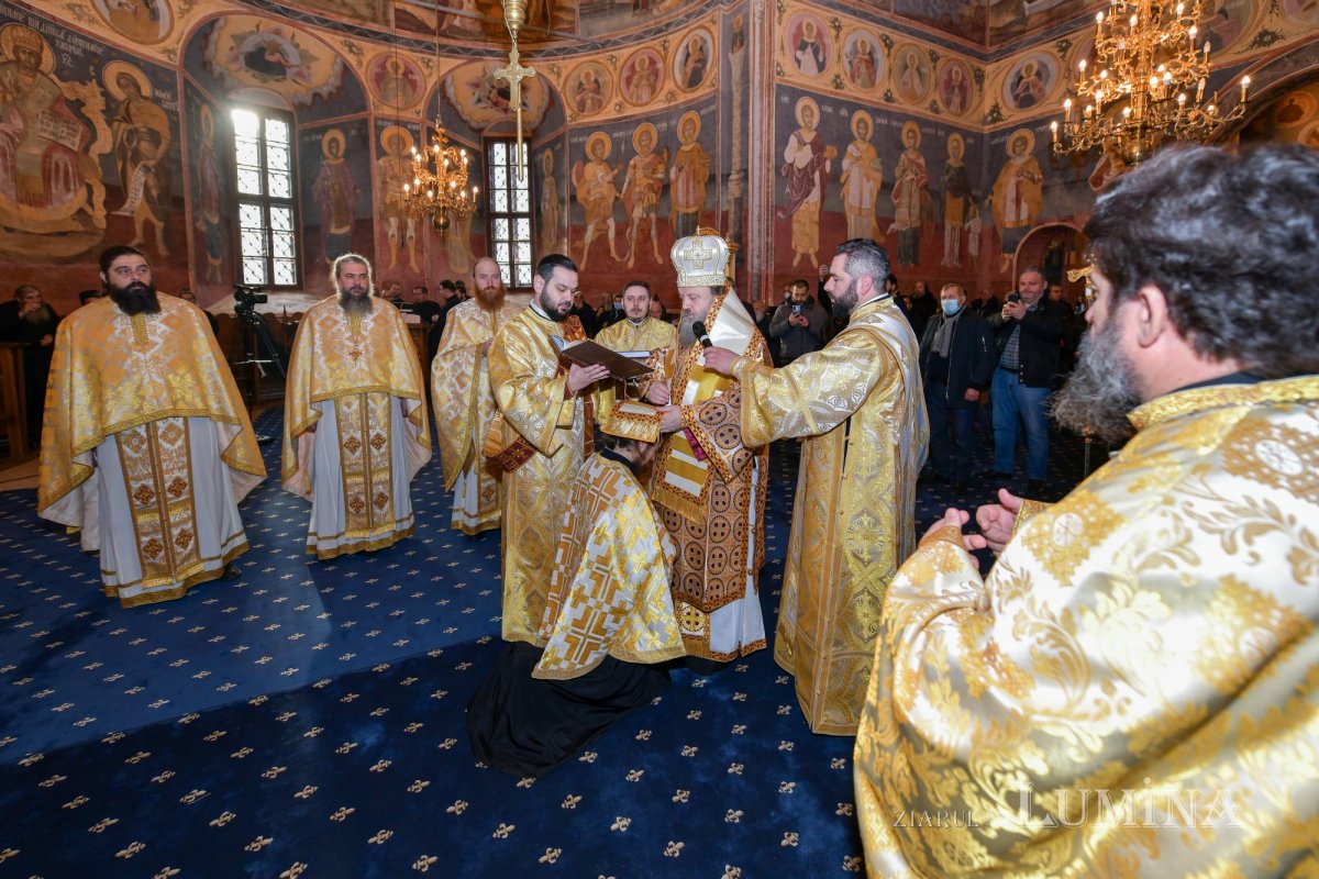 Sărbătorirea Sfântului Cuvios Gheorghe la ctitoria sa de la Cernica 195154