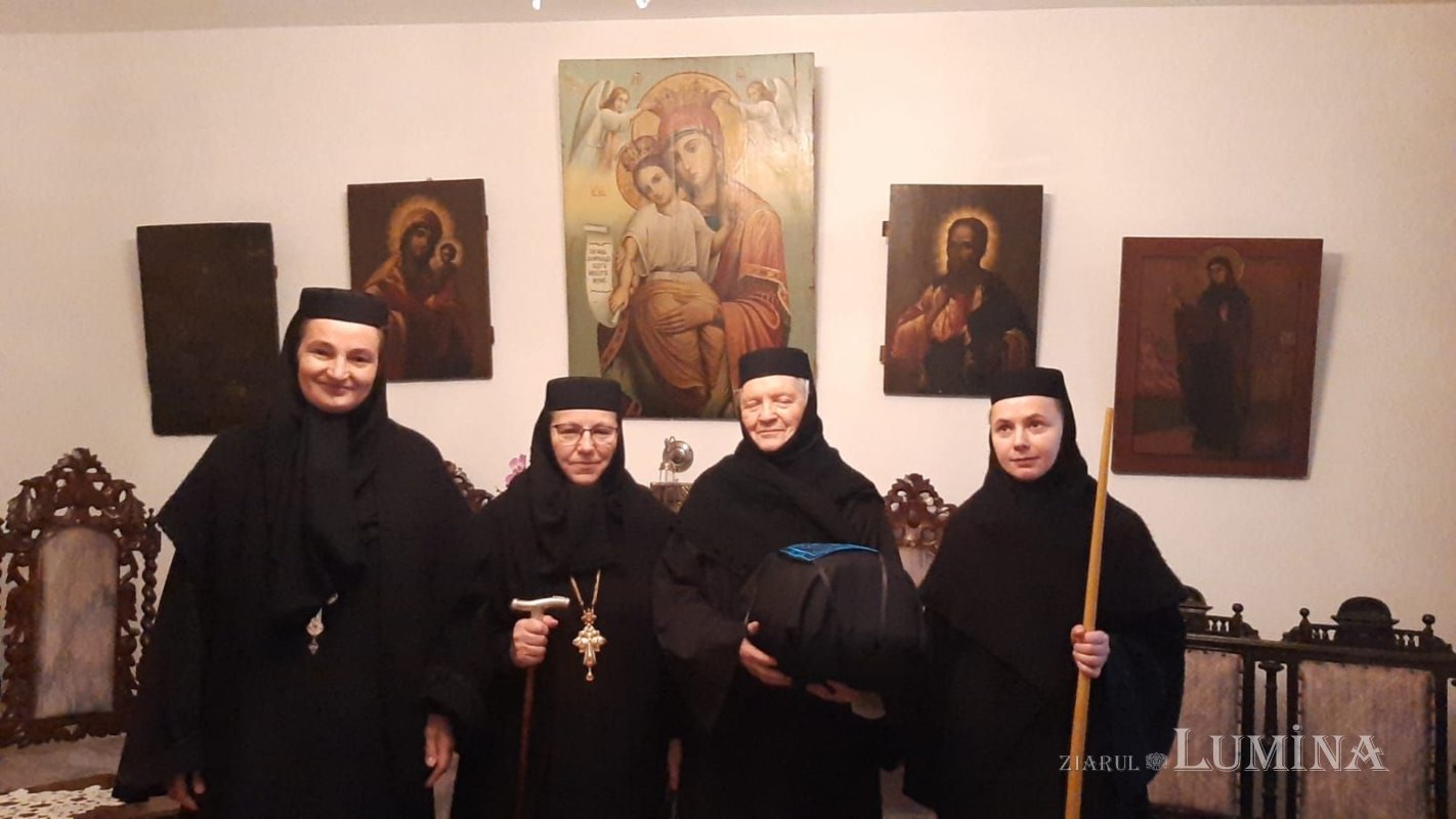 Sora Françoise Détouche, călugărită la Mănăstirea Văratic  195034