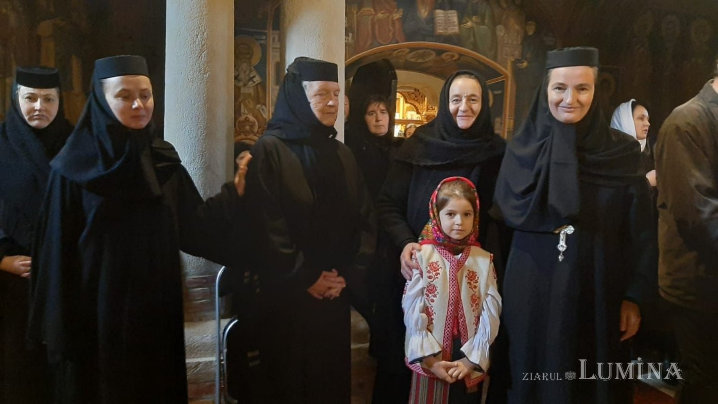 Sora Françoise Détouche, călugărită la Mănăstirea Văratic  195035