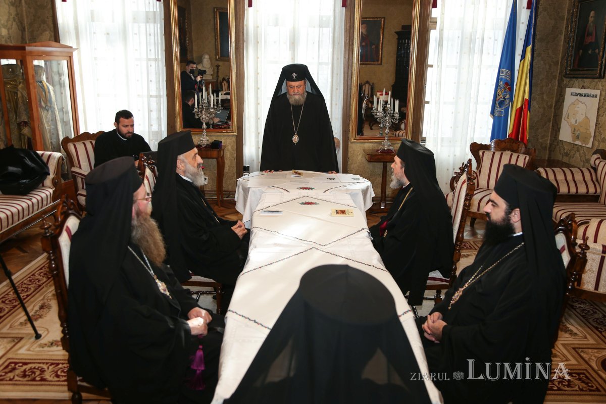 Doi candidaţi desemnați pentru scaunul Episcopiei Devei şi Hunedoarei 195199