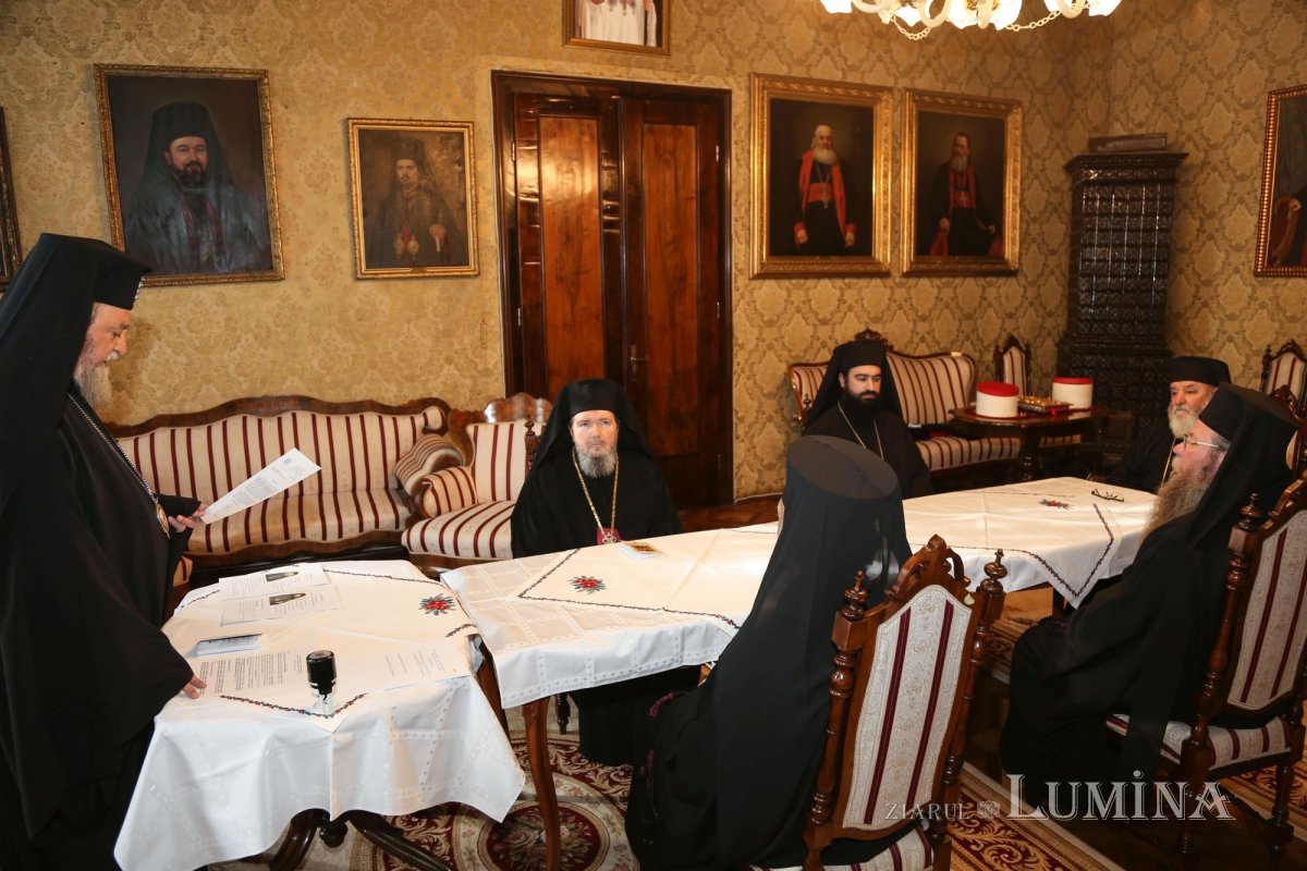 Doi candidaţi desemnați pentru scaunul Episcopiei Devei şi Hunedoarei 195206