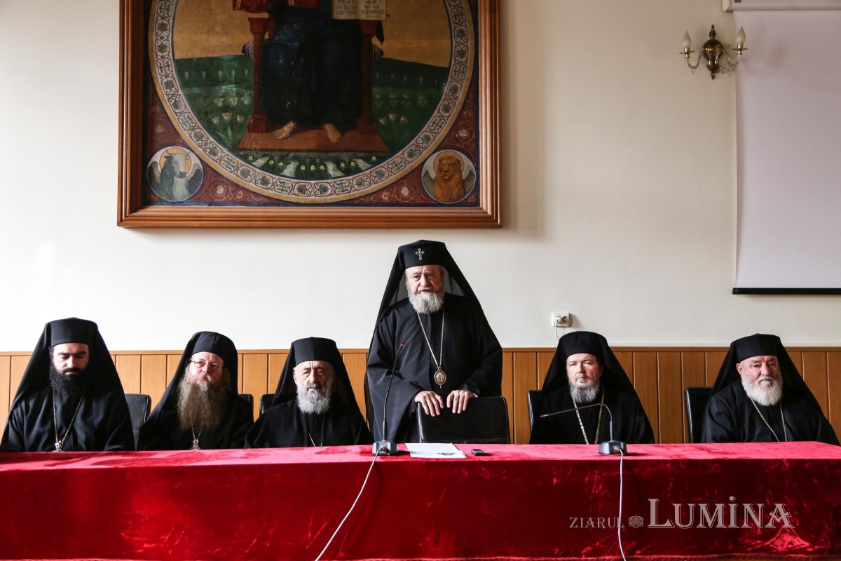 Doi candidaţi desemnați pentru scaunul Episcopiei Devei şi Hunedoarei 195215