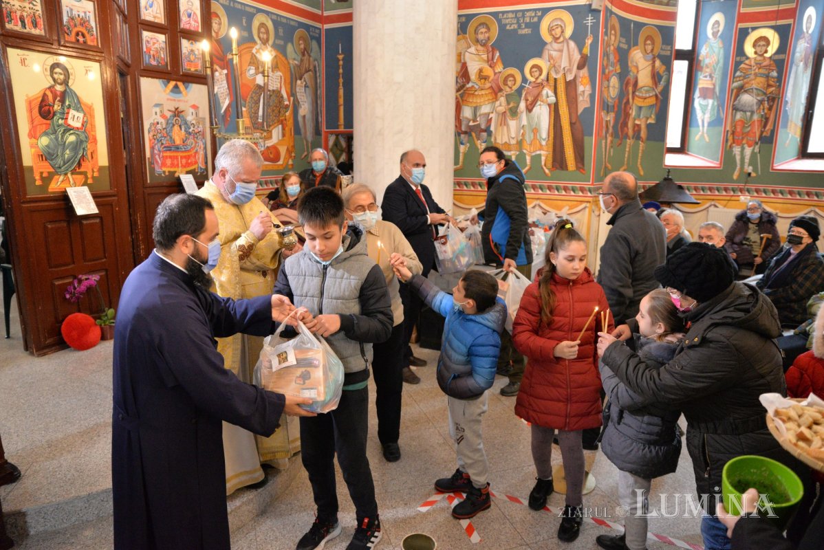 Daruri pentru copii și refugiați de la Parohia Iancu Vechi-Mătăsari 195277
