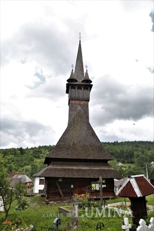 Catedrala din lemn închinată Sfântului Nicolae în Maramureşul istoric 195378