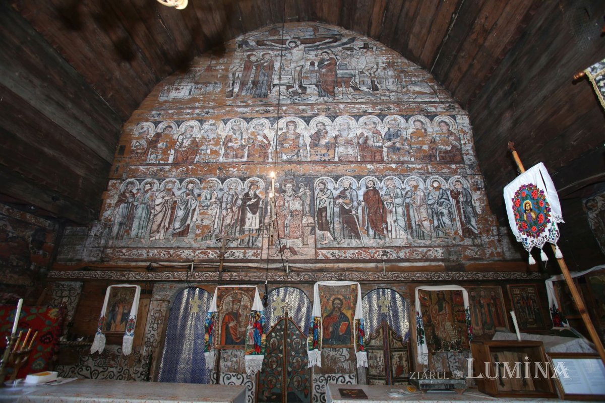 Catedrala din lemn închinată Sfântului Nicolae în Maramureşul istoric 195380