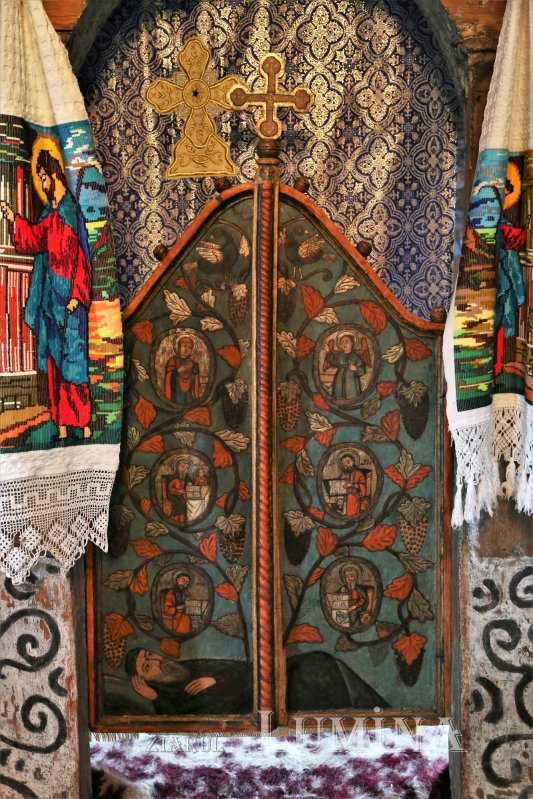 Catedrala din lemn închinată Sfântului Nicolae în Maramureşul istoric 195392