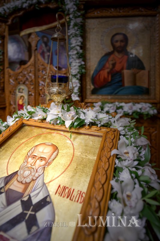 Moment aniversar la o biserică ilfoveană istorică 195440