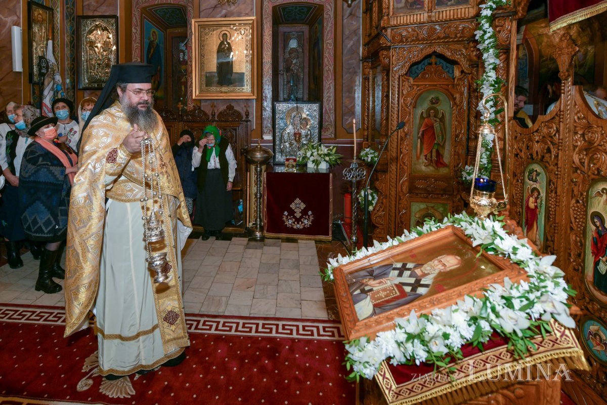 Moment aniversar la o biserică ilfoveană istorică 195441