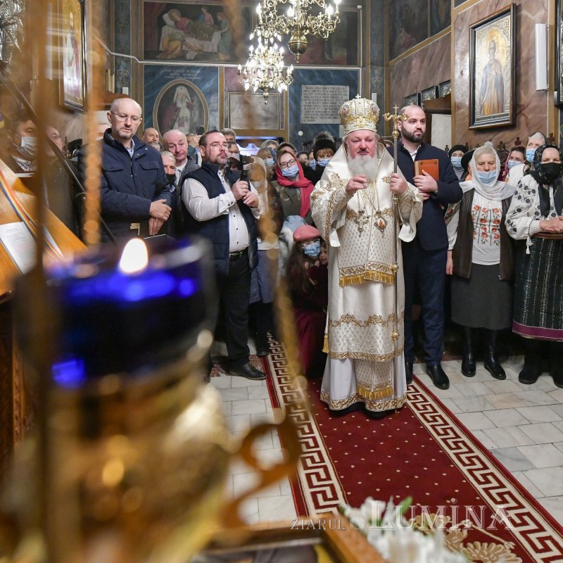 Moment aniversar la o biserică ilfoveană istorică 195448