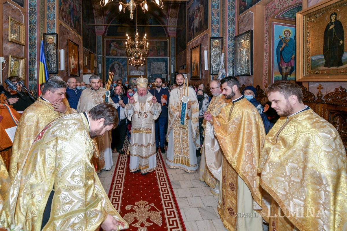 Moment aniversar la o biserică ilfoveană istorică 195449