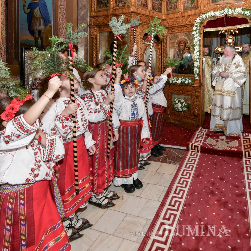 Moment aniversar la o biserică ilfoveană istorică 195466